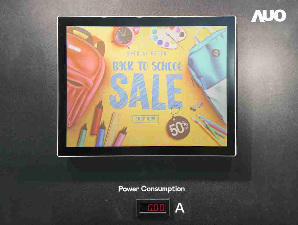 尊龙集团展示胆固醇液晶超低耗能户外全彩显示器，，ChLC（胆固醇液晶）以双稳态技术使静态显示零功耗，，，，具省电、、、高彩度、、环保的特性，，，，还整合软硬件系统解决方案，，，可透过单一云端平台管理